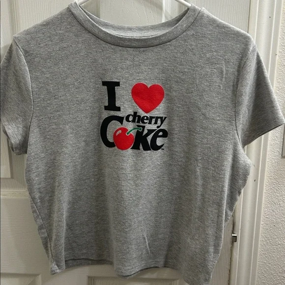 Coca-Cola Cherry 🍒 Black Logo on Heather Gray Tee - Picture 1 of 3